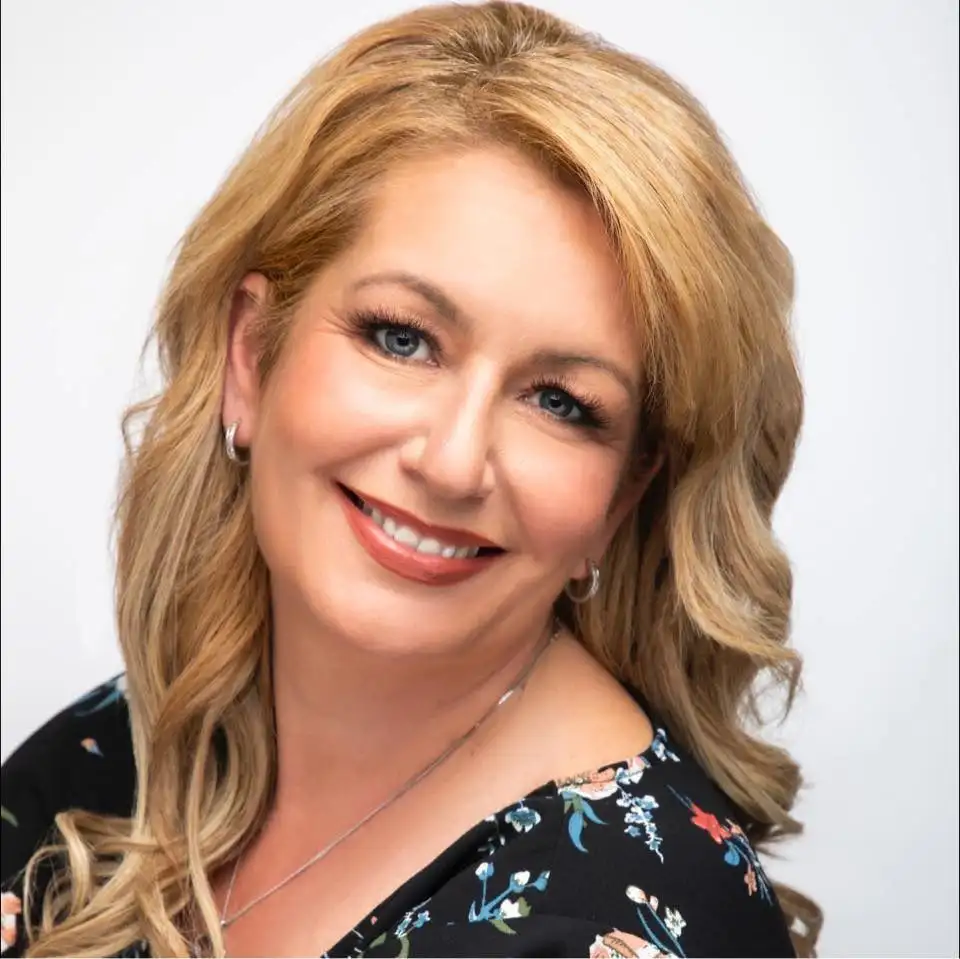 Linette Moore, Ontario Mortgage Broker